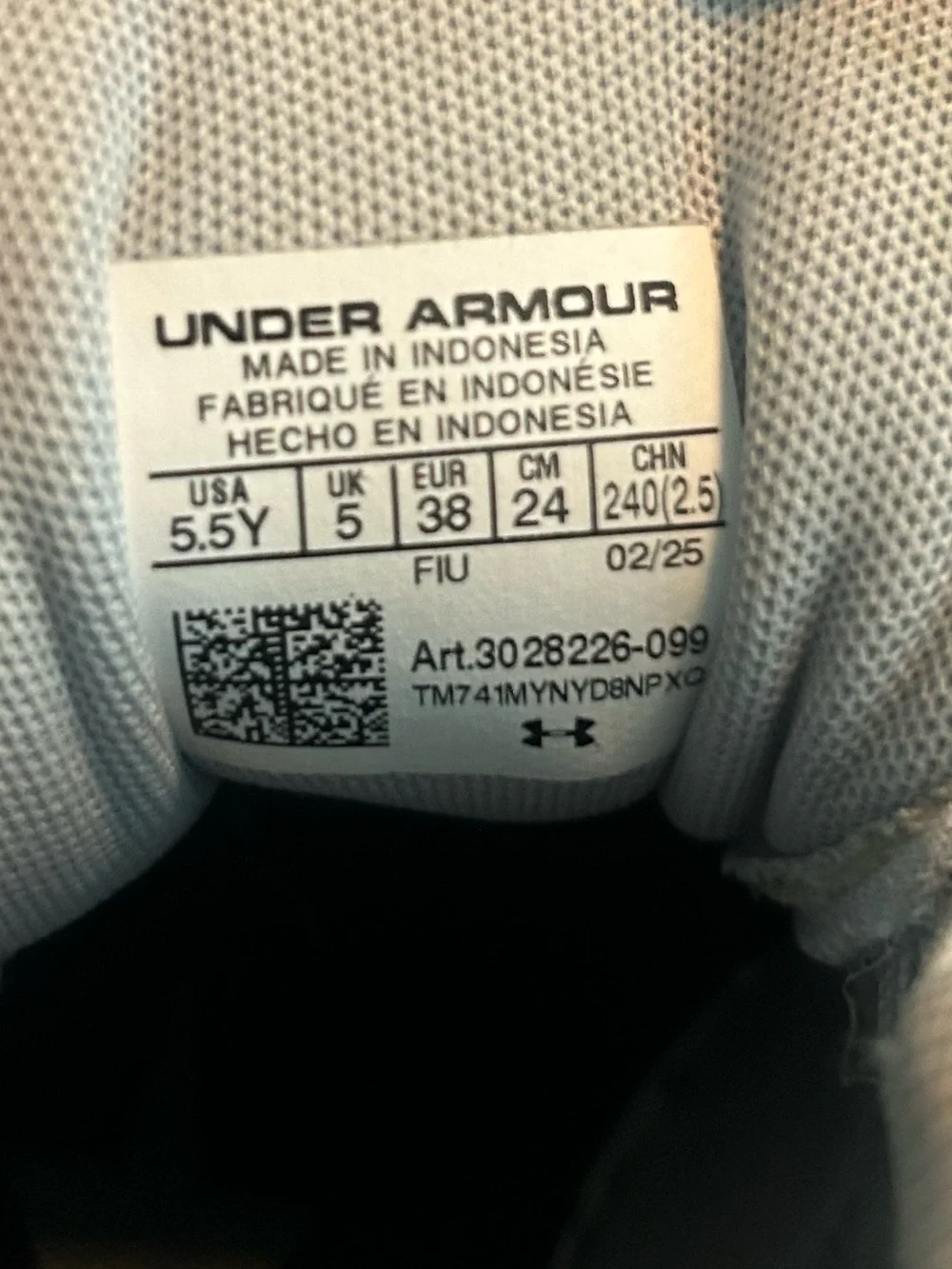 Under Armour Silver and Red Kids Sneakers with Wave-Texture